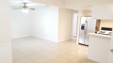 9515 Jaywood Dr, Houston, TX 77040 - photo 5