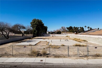 4045 Pinecrest St, Las Vegas, NV 89121 - photo 2