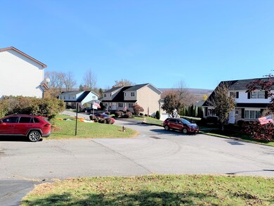 7 Rachel Dr, Archbald, PA 18403 - photo 4