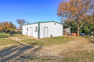 180 Edward Farris Rd, Weatherford, TX 76085 - photo 3