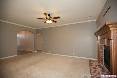 2304 W Quinton St, Broken Arrow, OK 74011 - photo 6