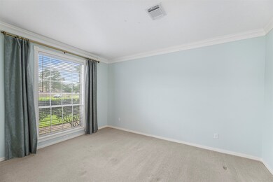 305 Regency Ct, Friendswood, TX 77546 - photo 6