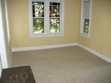 460 New St, Freemansburg, PA 18017 - photo 4