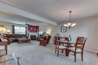 2648 Monarchy Ln, Greenwood, IN 46143 - photo 5