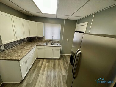 1332 Colburn St, Toledo, OH 43609 - photo 6