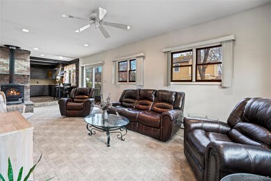 161 Fordham Ave, Medford, NY 11763 - photo 2