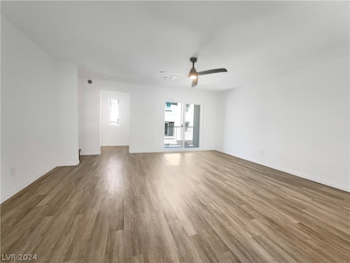 2826 Cerulean Stars Ln unit 4, Las Vegas, NV 89183 - photo 3