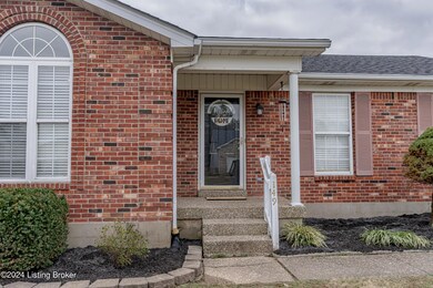 149 Aulbern Dr W, Mount Washington, KY 40047 - photo 3