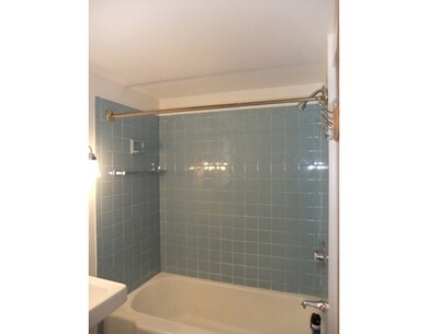 43 Brooks Ave unit 2, Quincy, MA 02169 - photo 4