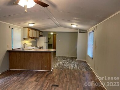 157 Merriman Rd, Statesville, NC 28625 - photo 5