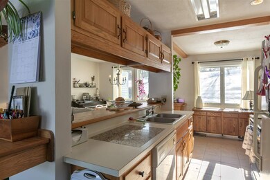 111 Lakeland Dr unit 5C, Hartford, VT 05001 - photo 6