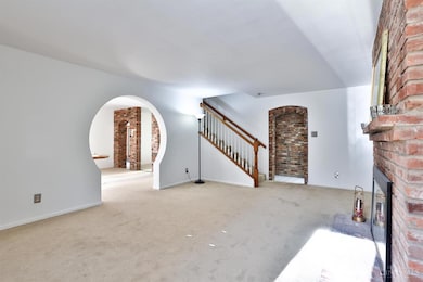 1650 Colonial Dr, Cincinnati, OH 45238 - photo 7