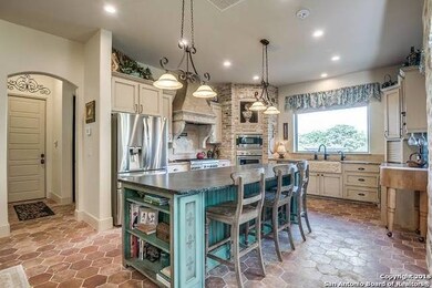 925 River Terrace, New Braunfels, TX 78130 - photo 5