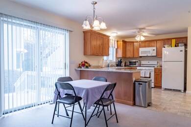 8 Harvest Ln unit U19, Nashua, NH 03063 - photo 4