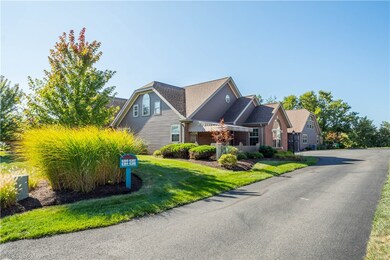 6384 Jefferson Pointe Cir, Clairton, PA 15025 - photo 4