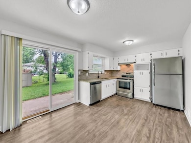 3506 S Haden Dr, Independence, MO 64055 - photo 7