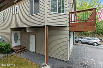 Exterior Side-20220609-6513