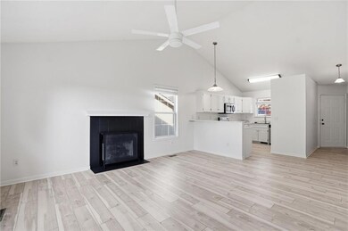 4955 Stoneback Dr, Lawrence, KS 66047 - photo 5