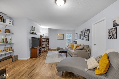 802 N Park Ave unit 10, Indianapolis, IN 46202 - photo 4