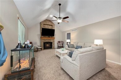 213 N Darrowby Dr, Raymore, MO 64083 - photo 4