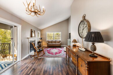 3_Living-Room_1800x1200_3577658
