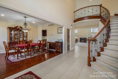 6301 Golden Ln, West Bloomfield, MI 48322 - photo 3