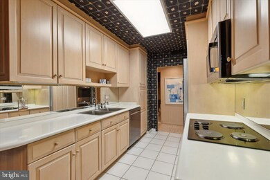 The Trianon unit 405, Bala Cynwyd, PA 19004 - photo 5