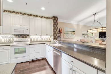 5 Crescent Point Dr unit 5B, Bluffton, SC 29910 - photo 3