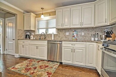 35 Howard St unit 1, Watertown, MA 02472 - photo 3