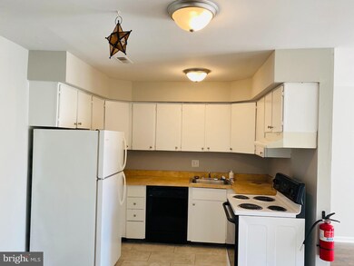 611 Winding Way unit F11, Westville, NJ 08093 - photo 5