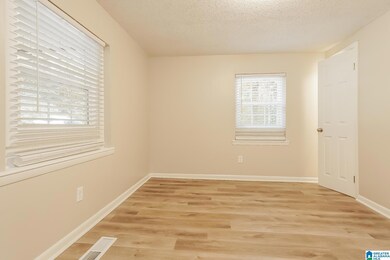 2112 Headrick Rd, Bessemer, AL 35022 - photo 6