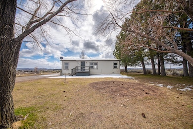 88052 Cedar St, Christmas Valley, OR 97641 - photo 2