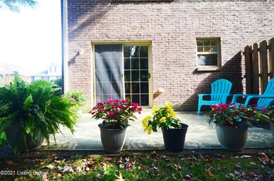 8462 Grand Trevi Dr, Louisville, KY 40228 - photo 7