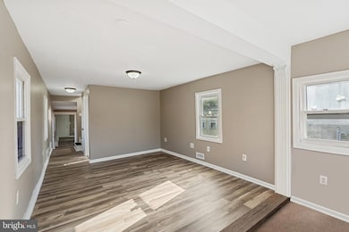 14 Yorke St, Salem, NJ 08079 - photo 5