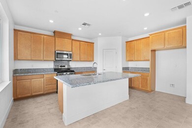 8048 Angsley Dr, Elk Grove, CA 95757 - photo 2