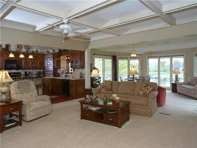 5039 SW Kingfisher Dr, Lees Summit, MO 64082 - photo 2