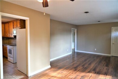 924 Stoneykirk Dr, Fayetteville, NC 28314 - photo 5