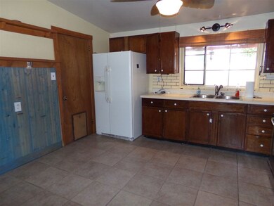 2307 Abbott Ave, Alamogordo, NM 88310 - photo 2