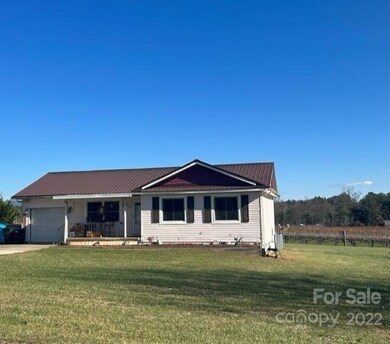 11 Apple Blossom Ln, Hendersonville, NC 28792 - photo 2