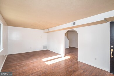 2436 Lodge Farm Rd, Sparrows Point, MD 21219 - photo 6