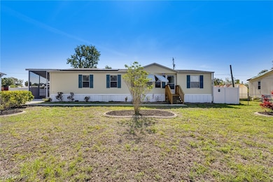 View of manufactured / mobile home