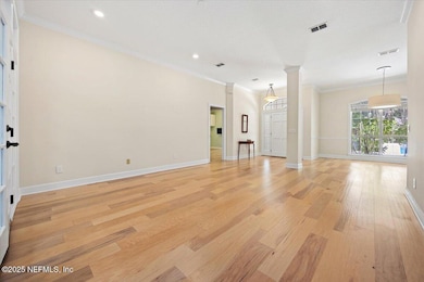 07-Living Room