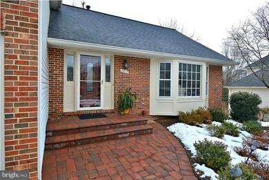 7813 Lakeland Valley Dr, Springfield, VA 22153 - photo 2