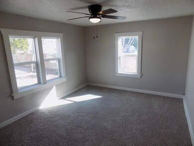 3209 Savannah Ave, El Paso, TX 79930 - photo 5