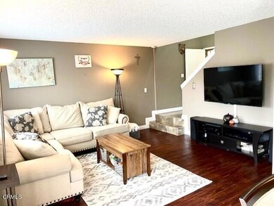 5325 Barrymore Dr, Oxnard, CA 93033 - photo 3