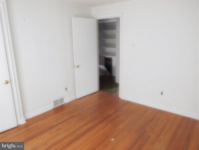 334 W Chelton Rd, Brookhaven, PA 19015 - photo 7