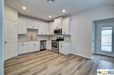 1242 Tuscan View, New Braunfels, TX 78130 - photo 3