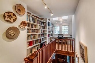 26 Berkshire Rd, Newtonville, MA 02460 - photo 7