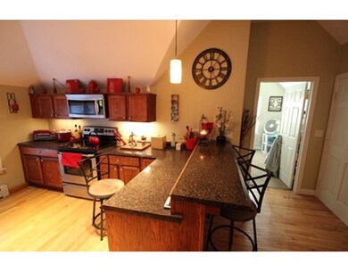 71-7 Reservoir St, Lawrence, MA 01841 - photo 3