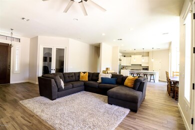 Huge Greatroom